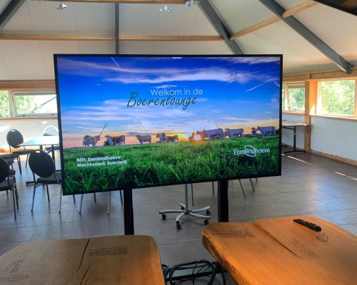 Beeldscherm Boerenlounge
