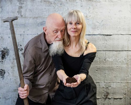dette-glashouwer_theatervoorstelling-buik-bodem1